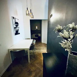 Wenceslas Square Aparthotel