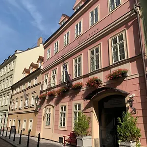 Agnes Отель