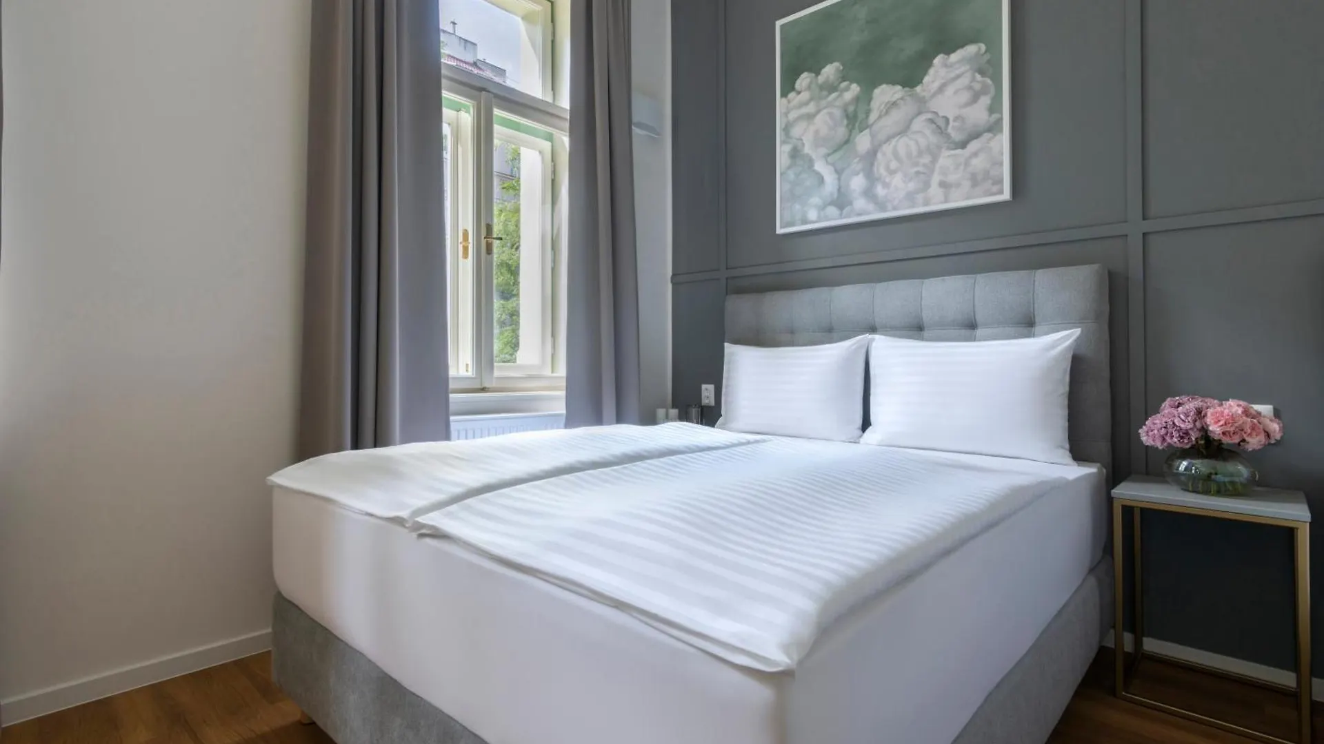 Encore Boutique Residence By Dwellfort Prague 4*,